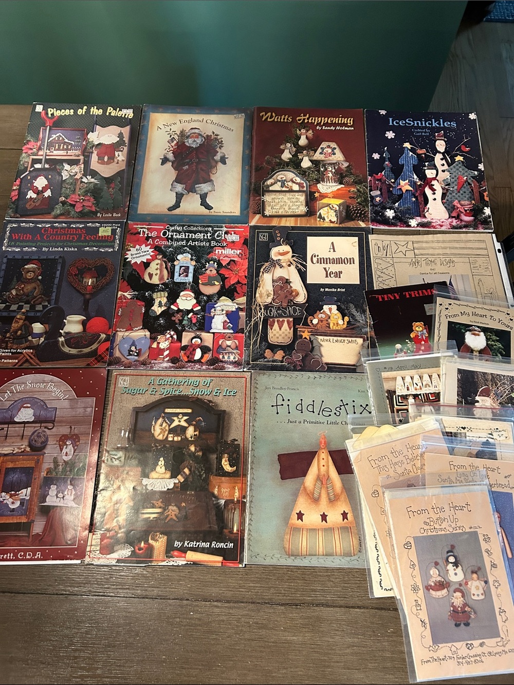Primitive Christmas tole painting instruction books and individual patterns DD